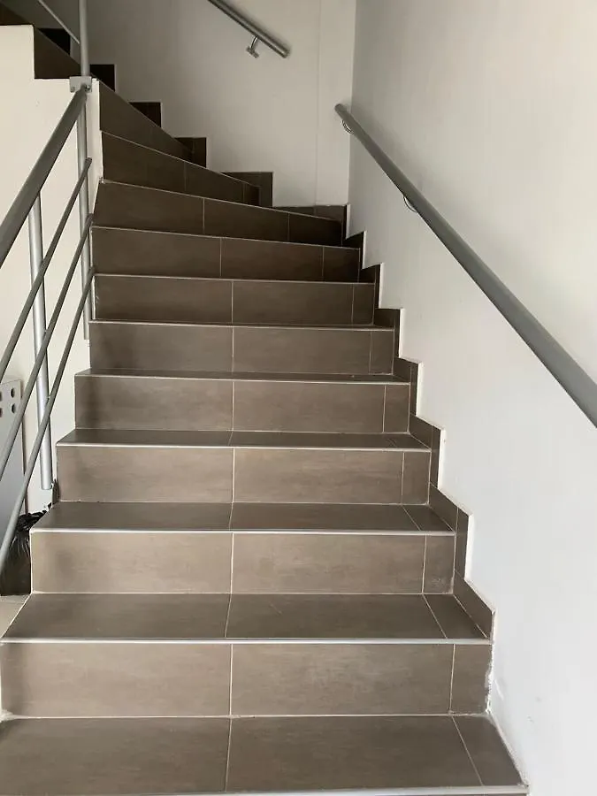 Apartamento Sensacional Aparta estudio NUEVO en champagnat Cali Colombia